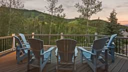 Time Flys Lodge - Image 2