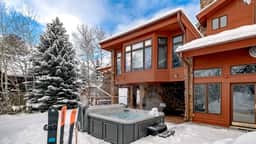 Trails Edge Lodge - Image 2