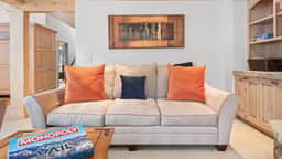 Linksview Chalet South