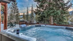 Mountain Bear Lodge - Image 2