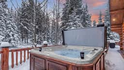 Twin Eagles Lodge - Image 2