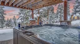Moose Tracks Lodge - Image 2