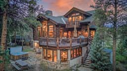Rivertree Lodge - Image 2