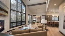 Frosthaven Chalet - Image 3