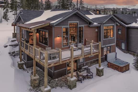 Cherrybrook Chalet - Image 1