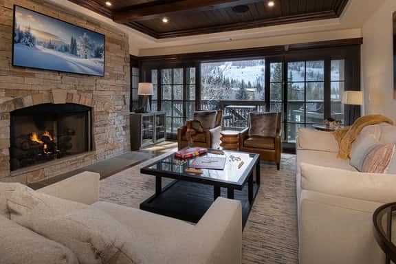 Chalet Crevasse - Image 1