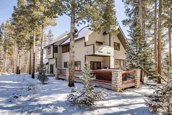 Bystone Villa Retreat - Image 1
