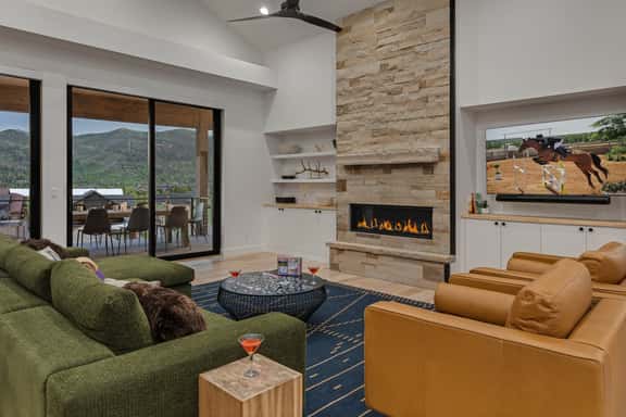 Friesian Chalet - Image 1