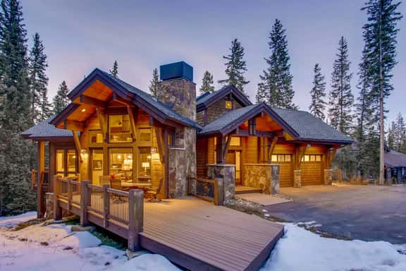 Rocky Mountain Lodge - Image 1
