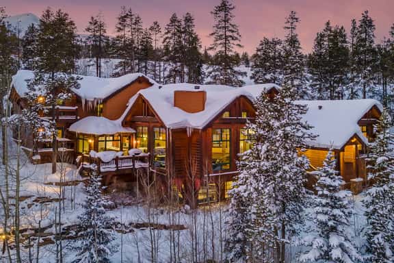 Majestic Mountain Lodge - Image 1