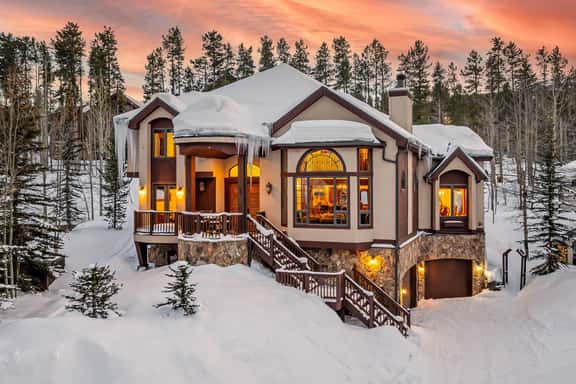 Boulder Ridge Retreat - Image 1