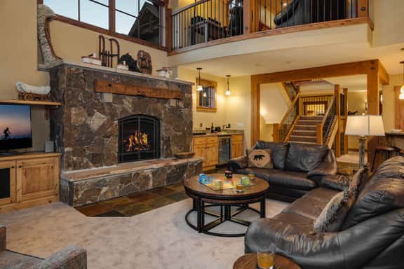 Brown Bear Chalet - Image 1