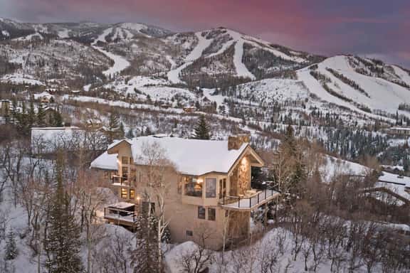 Glacier Lodge - West - Image 1