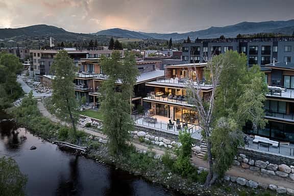 Riverlight Lodge - Image 1
