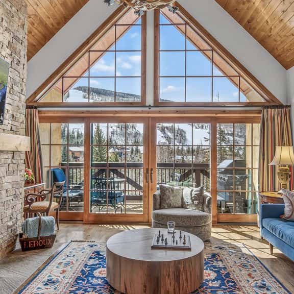 Piste Penthouse - Image 1