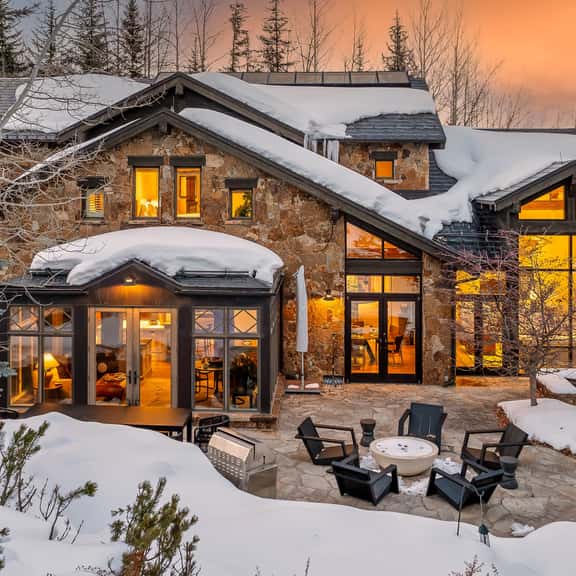 Wayfarer Lodge - Image 1