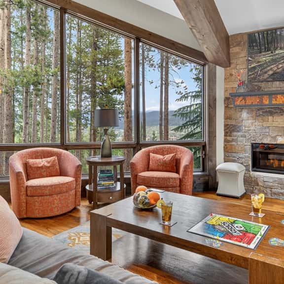 Grand Vista Lodge - Image 1