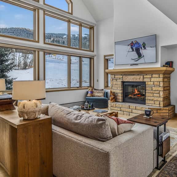 Chalet Bravura - Image 1