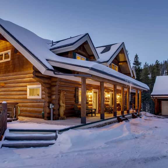 Twin Eagles Lodge - Image 1