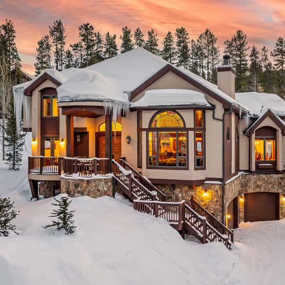 Boulder Ridge Retreat - Image 1
