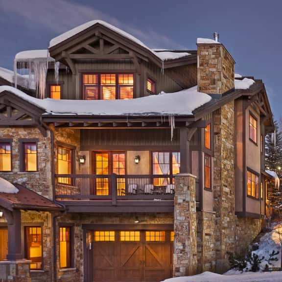 Elkstone Chalet - Image 1