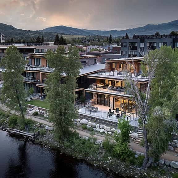 Riverlight Lodge - Image 1