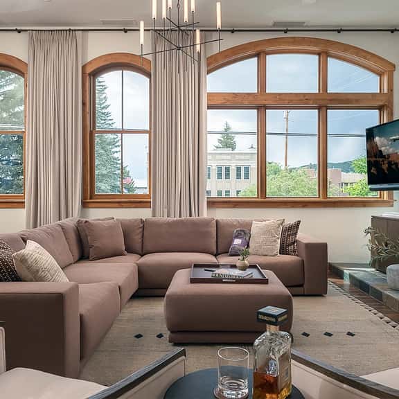 5th Street Penthouse - Image 1