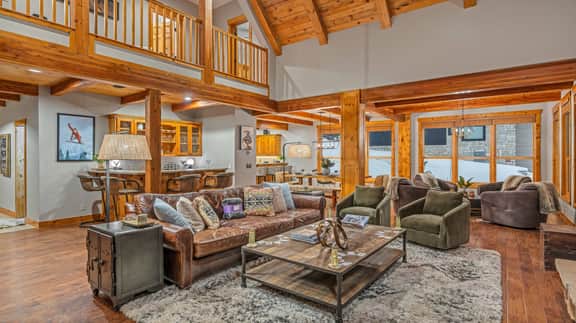 Starlit Pines Lodge