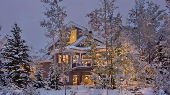 Time Flys Lodge