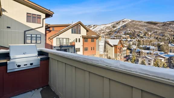 One Steamboat Place #703: Sugar Loaf Mountain