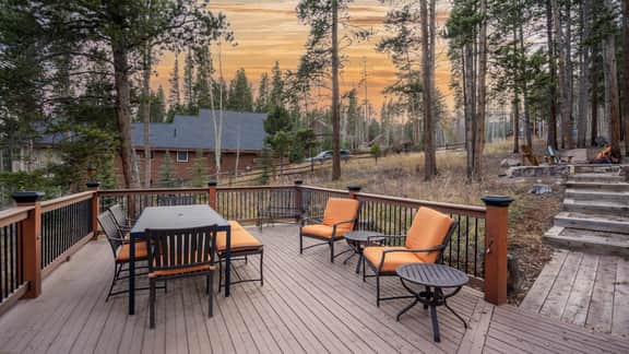 Quicksilver Lodge