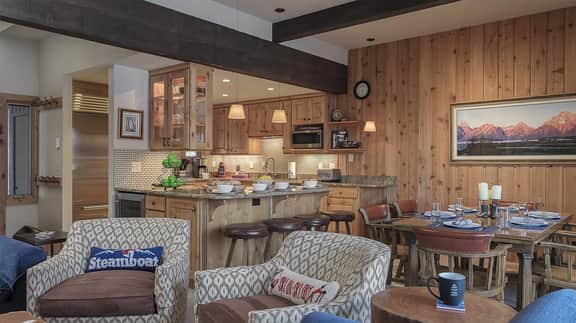 Right-O-Way Chalet