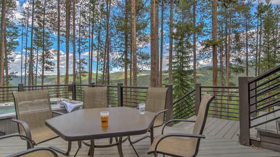 Grand Vista Lodge