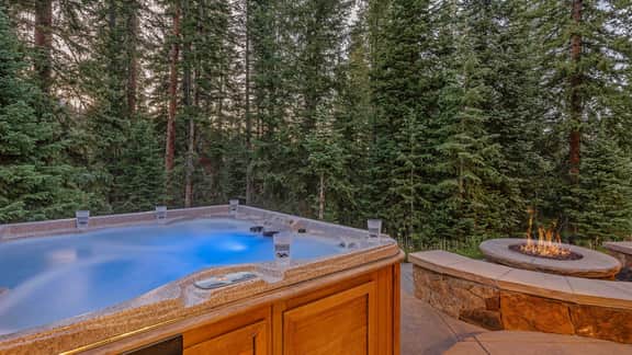 Rocky Mountain Lodge