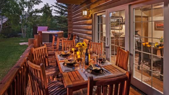 Pioneer Lodge