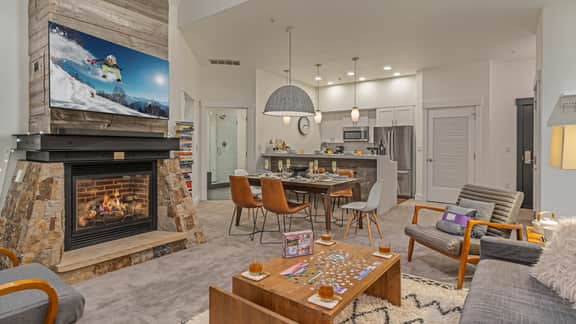 One Ski Hill Place #8513: Agate Residence