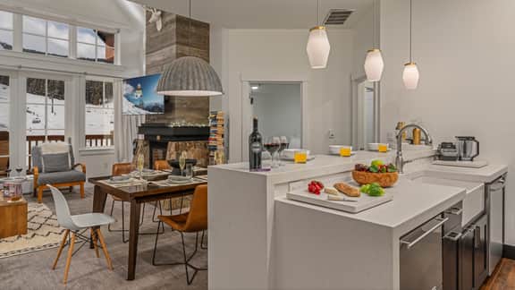 One Ski Hill Place #8513: Agate Residence