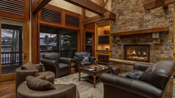 Rocking Chair Lodge - Image 3