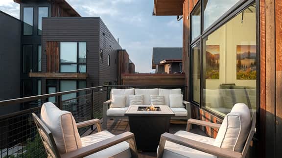 Uptown House - Image 2