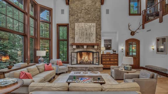 Excelsior Lodge - Image 3