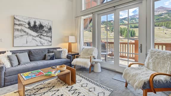 One Ski Hill Place #8513: Agate Residence - Image 5