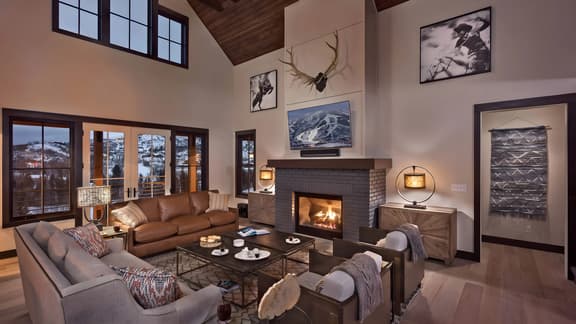 Blackstone Lodge