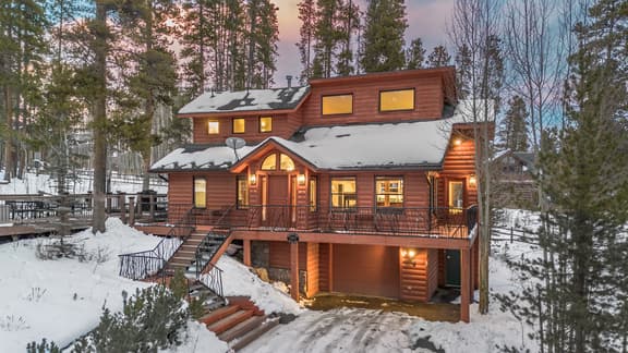 Quicksilver Lodge - Image 1