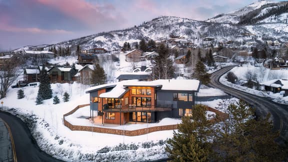 Cazador Lodge - Image 1