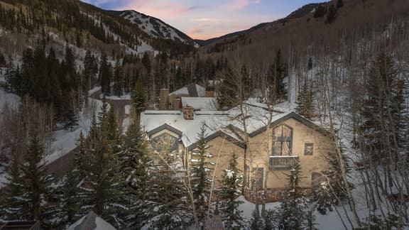 Navigator Lodge - Image 1
