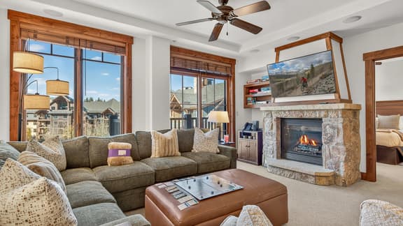 Crystal Peak Lodge #7407: Jasper Retreat