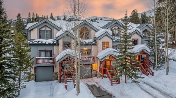 Pines 75 Townhome - Image 1