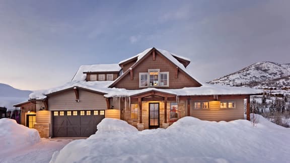 Blackstone Lodge - Image 1