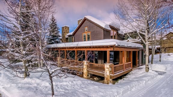 Rocking Chair Lodge - Image 1
