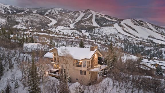 Glacier Lodge - West - Image 1